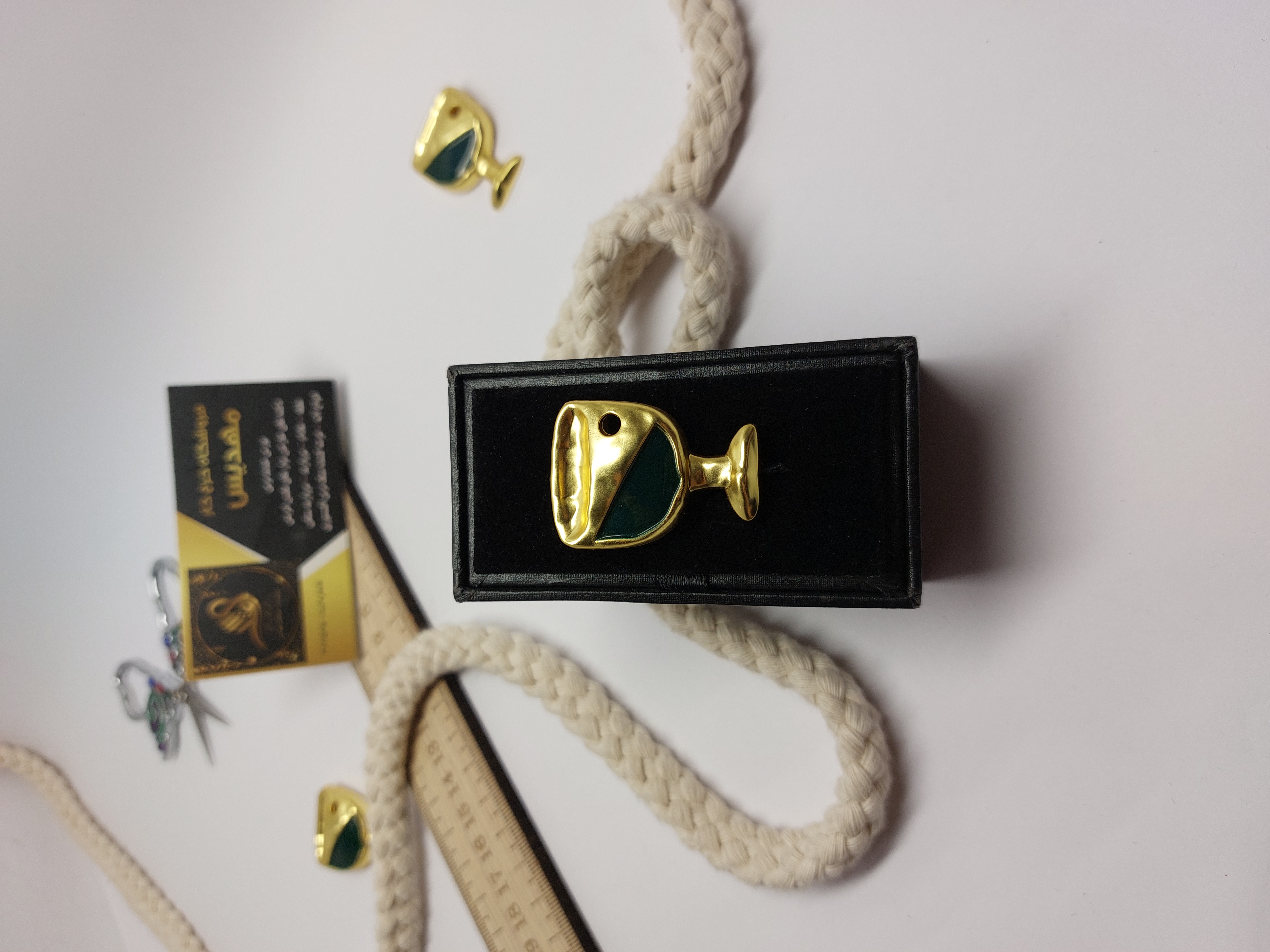 سنجاق سینه اسکیا پارلی (کد _ 7)